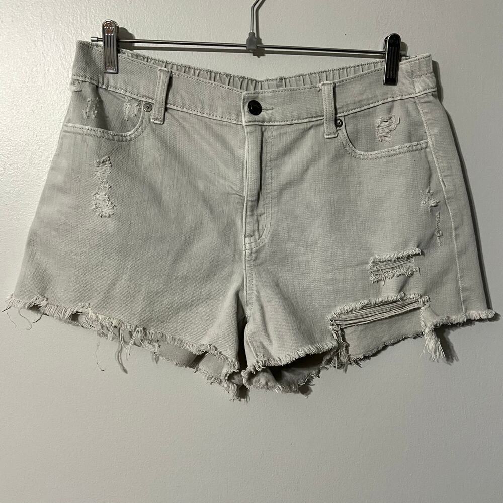 Aerie Womens Medium Distressed Light Gray Denim Shorts Raw Hem Stretch Waist